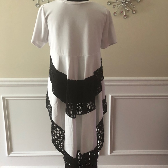 Hi-Lo Top - Picture 2 of 2